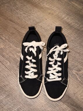 Women’s Black Canvas Sneakers with White Accents | Wild Fable